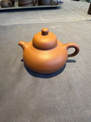 A collection of 20 Chinese Yixing stoneware teapots, 20th C. — photo 113