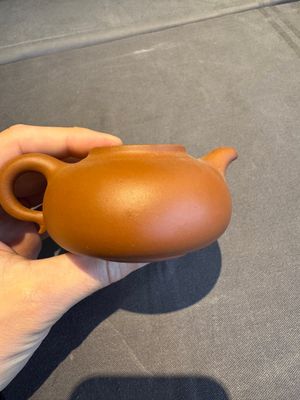 A collection of 20 Chinese Yixing stoneware teapots, 20th C. — photo 118