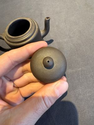A collection of 20 Chinese Yixing stoneware teapots, 20th C. — photo 121