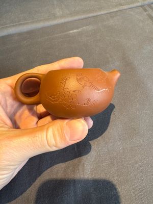 A collection of 20 Chinese Yixing stoneware teapots, 20th C. — photo 139
