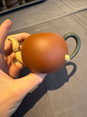 A collection of 20 Chinese Yixing stoneware teapots, 20th C. — photo 147