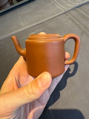 A collection of 20 Chinese Yixing stoneware teapots, 20th C. — photo 154
