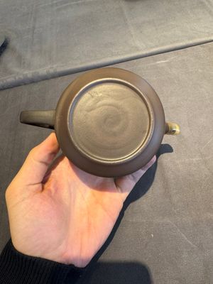 A collection of 20 Chinese Yixing stoneware teapots, 20th C. — photo 18