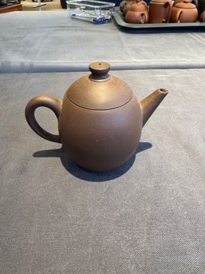 A collection of 20 Chinese Yixing stoneware teapots, 20th C. — photo 36