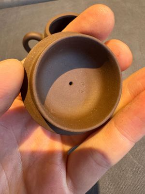 A collection of 20 Chinese Yixing stoneware teapots, 20th C. — photo 38
