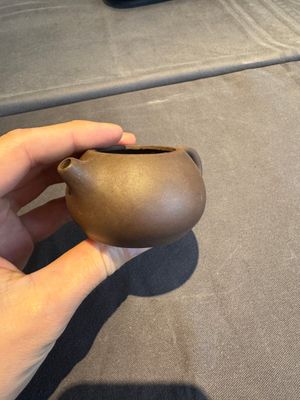 A collection of 20 Chinese Yixing stoneware teapots, 20th C. — photo 51