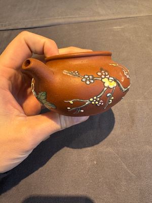 A collection of 20 Chinese Yixing stoneware teapots, 20th C. — photo 60