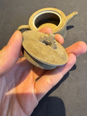 A collection of 20 Chinese Yixing stoneware teapots, 20th C. — photo 74