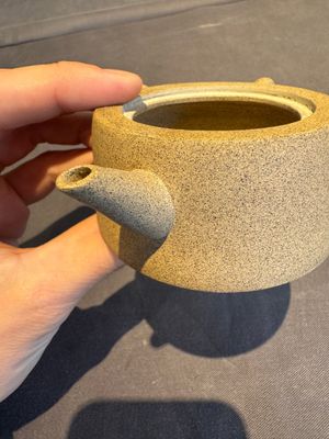 A collection of 20 Chinese Yixing stoneware teapots, 20th C. — photo 79