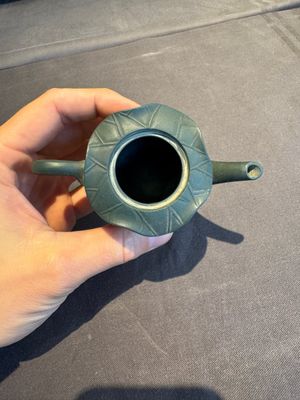 A collection of 20 Chinese Yixing stoneware teapots, 20th C. — photo 93