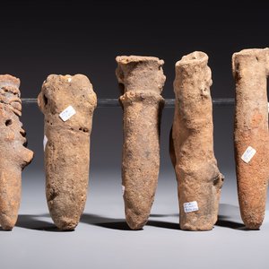 A collection of 20 terracotta 'Komaland' figures, Ghana, 13/16th C. — photo 3