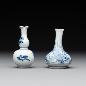 A collection of 22 Chinese blue, white and polychrome wares, Yongzheng and Ruo Shen Zhen Cang 若深珍藏 mark, Kangxi and later — photo 24