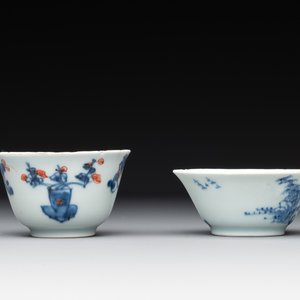 A collection of 22 Chinese blue, white and polychrome wares, Yongzheng and Ruo Shen Zhen Cang 若深珍藏 mark, Kangxi and later — photo 35