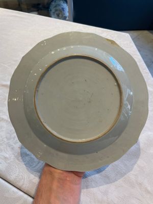 A collection of 22 Chinese famille rose and Imari-style plates, 18th C. — 照片 14