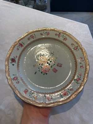 A collection of 22 Chinese famille rose and Imari-style plates, 18th C. — 照片 16
