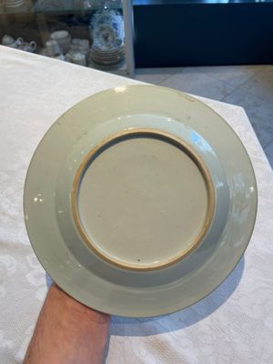 A collection of 22 Chinese famille rose and Imari-style plates, 18th C. — 照片 23