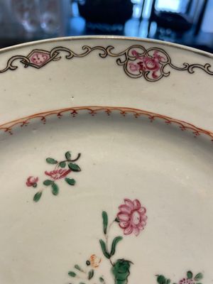 A collection of 22 Chinese famille rose and Imari-style plates, 18th C. — 照片 31
