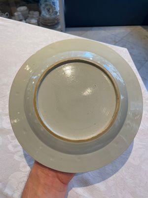 A collection of 22 Chinese famille rose and Imari-style plates, 18th C. — 照片 37