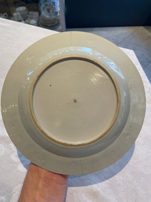 A collection of 22 Chinese famille rose and Imari-style plates, 18th C. — 照片 41