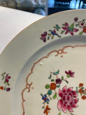 A collection of 22 Chinese famille rose and Imari-style plates, 18th C. — 照片 55