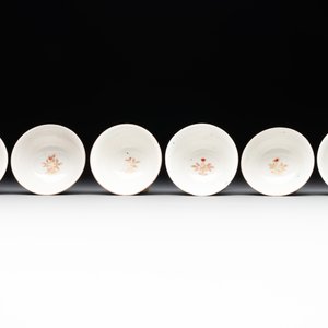 A collection of 22 Japanese Imari wares, 17/19th C. — photo 14