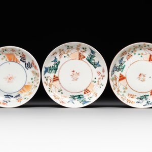 A collection of 22 Japanese Imari wares, 17/19th C. — photo 8
