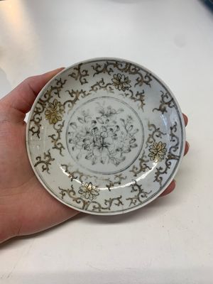 A collection of 24 Chinese blue, white and polychrome wares, 18th C. — photo 11