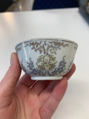 A collection of 24 Chinese blue, white and polychrome wares, 18th C. — photo 14