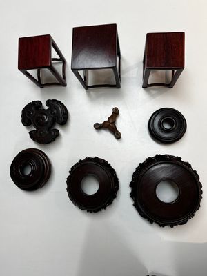 A collection of 25 Chinese wooden stands, 19/20th C. — photo 1