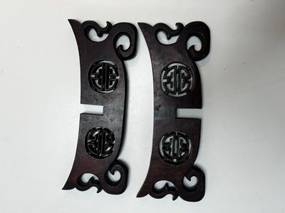 A collection of 25 Chinese wooden stands, 19/20th C. — photo 12