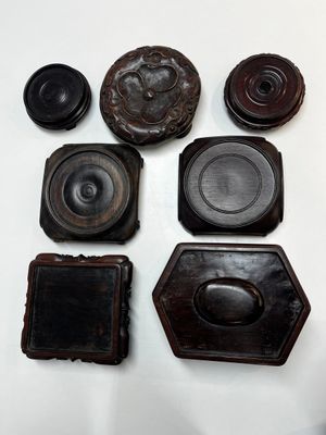 A collection of 25 Chinese wooden stands, 19/20th C. — photo 7