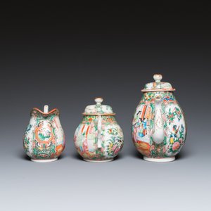 A collection of 28 Chinese Canton famille rose wares, 19th C. — 照片 11