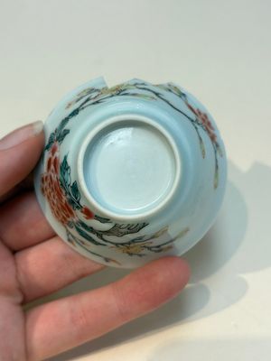 A collection of 28 Chinese famille rose wares, 18th C. and later — photo 123