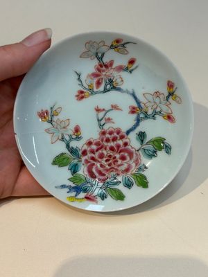 A collection of 28 Chinese famille rose wares, 18th C. and later — photo 144