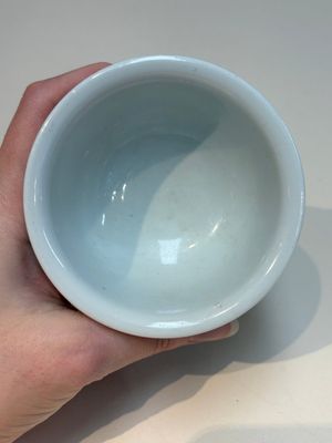 A collection of 28 Chinese famille rose wares, 18th C. and later — photo 23