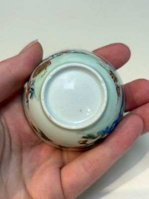 A collection of 28 Chinese famille rose wares, 18th C. and later — photo 63