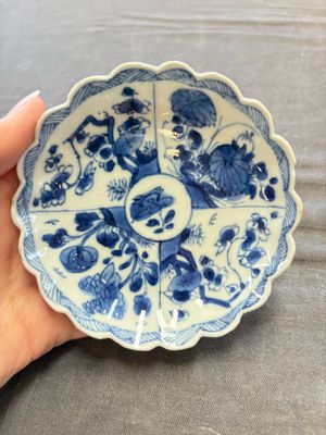 A collection of 31 Chinese blue and white tea wares, Wanli and Chenghua marks, Kangxi — 照片 25