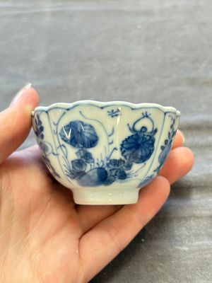 A collection of 31 Chinese blue and white tea wares, Wanli and Chenghua marks, Kangxi — 照片 63