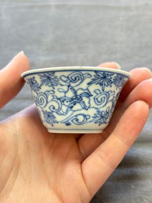 A collection of 31 Chinese blue and white tea wares, Wanli and Chenghua marks, Kangxi — 照片 73
