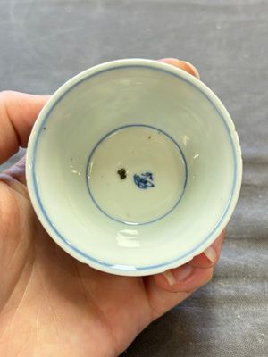 A collection of 31 Chinese blue and white tea wares, Wanli and Chenghua marks, Kangxi — 照片 77