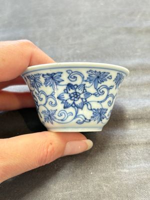 A collection of 31 Chinese blue and white tea wares, Wanli and Chenghua marks, Kangxi — 照片 85