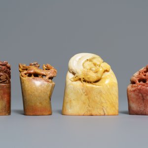 A collection of 38 Chinese soapstone calligraphy or artist's seals, 19/20th C. — 照片 5