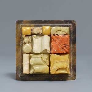 A collection of 38 Chinese soapstone calligraphy or artist's seals, 19/20th C. — 照片 7