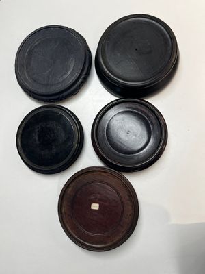 A collection of 40 mainly Chinese wooden stands, 19/20th C. — photo 15