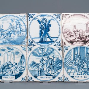 A collection of 54 biblical Dutch Delft blue and white and manganese tiles, 18th C. — 照片 4