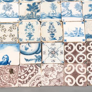 A collection of 54 blue, white, manganese and polychrome Dutch Delft tiles, 17/18th C — photo 5
