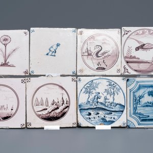 A collection of 54 Dutch Delft blue and white and manganese tiles, 17/18th C. — 照片 2