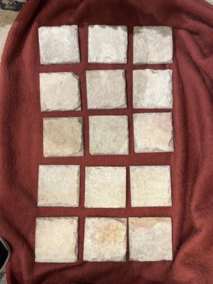 A collection of 60 polychrome 'Palmette' tiles, Spain or Portugal, 17th C. — photo 4