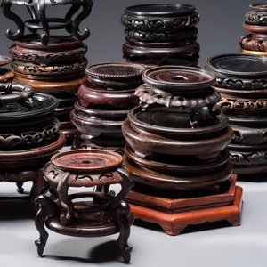 A collection of 70 Chinese wooden stands, 19/20th C. — photo 4