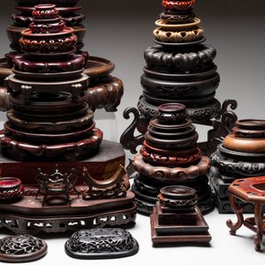 A collection of 70 Chinese wooden stands and covers, 19/20th C. — foto 8